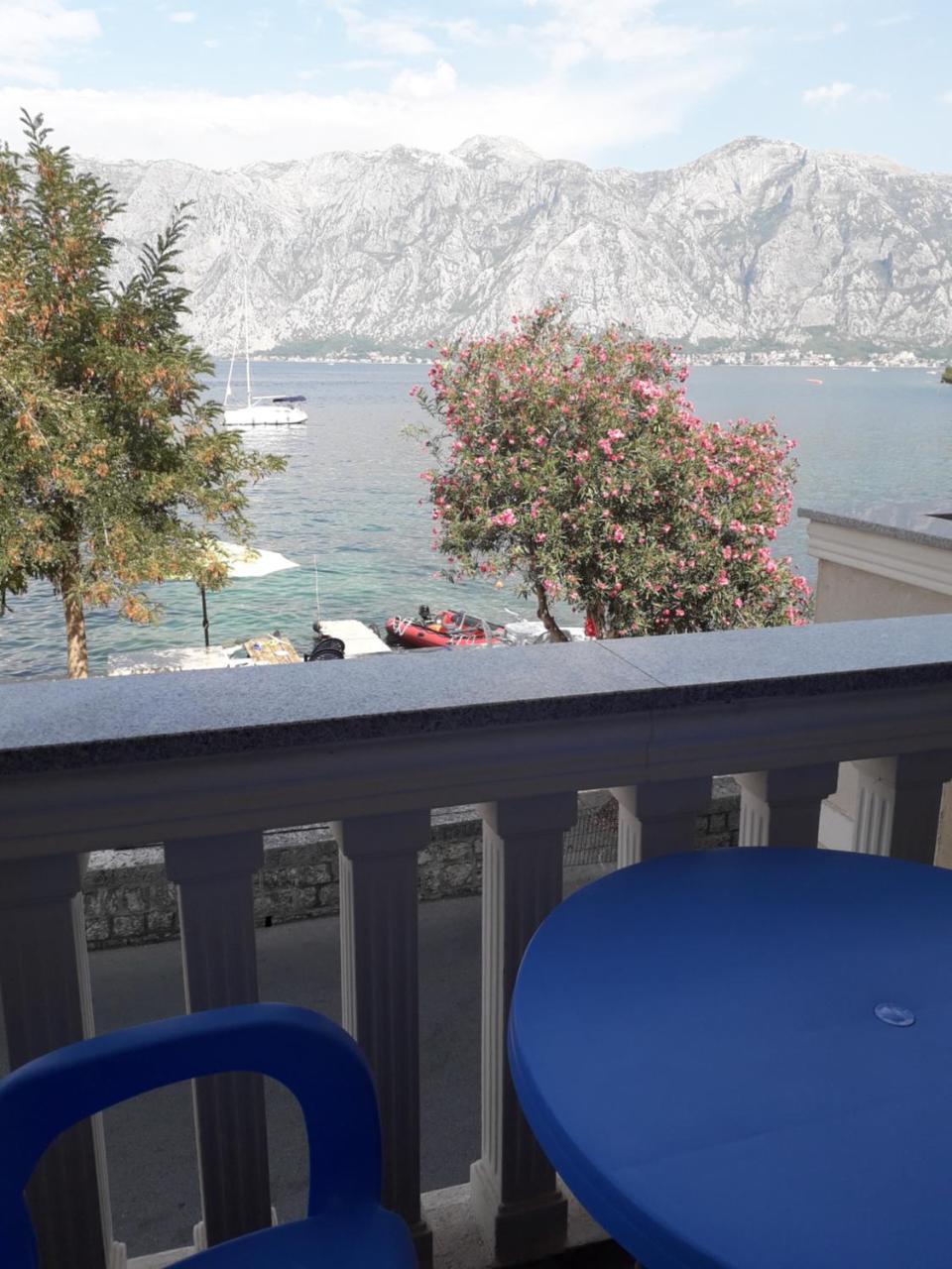Apartmants Alexander Apartment Котор Екстериор снимка